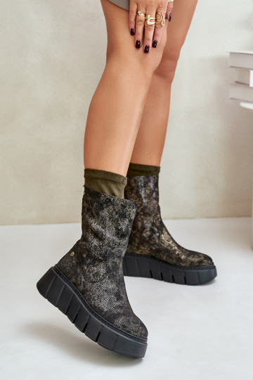 Haut Damenstiefel mit einer Plattform Es mussciejka 06766-09 Khaki-Farbe 2