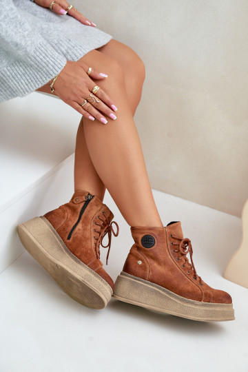 INildlederschuhe mit einer Plattform Es mussciejka 06309-29 braune Farbe