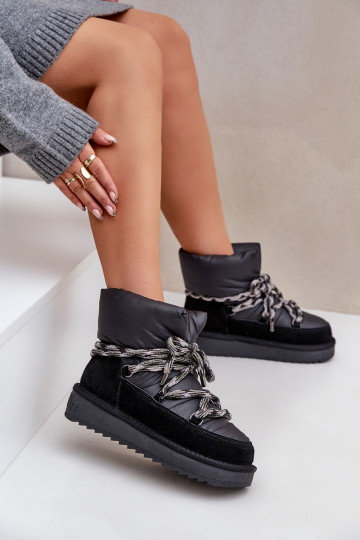 Ziegenleder-Sneaker für Frauen mit dicken Schnürsenkelschlaufen, in Schwarz