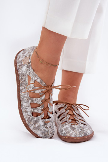Ballerina Schuhe mit Ausschnitten Tai turiciejka 06835-25/00-1 goldene Farbe