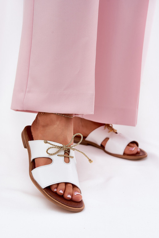 Lederhausschuhe Feminin mit breiten Absätzen Zazoo 3022 Zueiße Farbe Lederhausschuhe Feminin mit breiten Absätzen Zazoo 3022 Zueiße Farbe