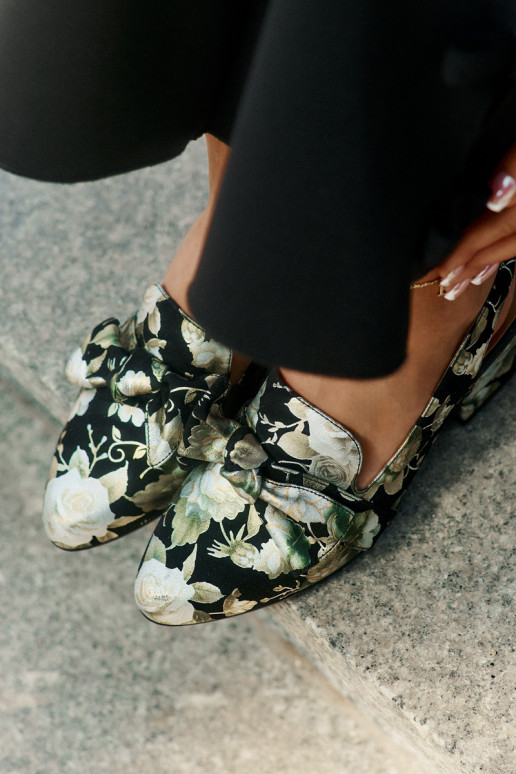 Haut Schuhe mit Blumen mit Bändern N6539-44 schZuarze Farbe Haut Schuhe mit Blumen mit Bändern N6539-44 schZuarze Farbe