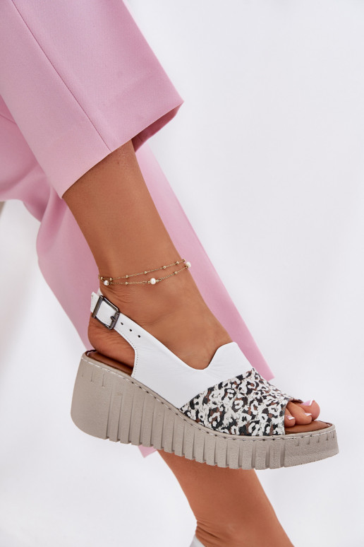 DamensandalenErmöglichtturalnej Skóry Auf einem Keil Artiker 56C0958 Zueiße Farbe DamensandalenErmöglichtturalnej Skóry Auf einem Keil Artiker 56C0958 Zueiße Farbe