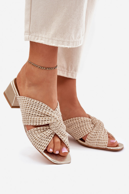 Damenhausschuhe Klocke Es mussciejka 06955-25 Beige-goldene Farbe Damenhausschuhe Klocke Es mussciejka 06955-25 Beige-goldene Farbe