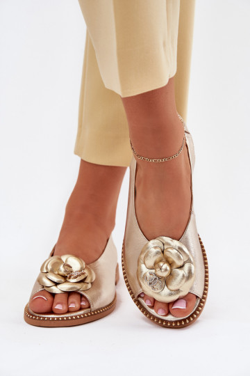 Haut Flache Sandalen mit Ornamenten CheBello 4642 goldene Farbe 2
