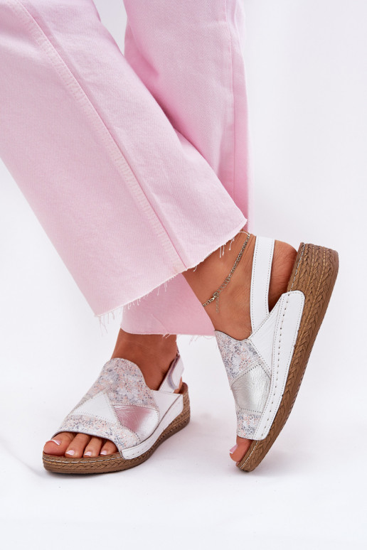 Damensandalen Feminin Auf einem Keil Mit Zopf Es mussciejka L7067-11 Zueiße Farbe Damensandalen Feminin Auf einem Keil Mit Zopf Es mussciejka L7067-11 Zueiße Farbe