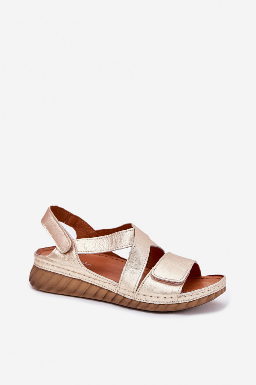 Damensandalen Feminin mit Klebeverschlüssen Es mussciejka L6848-25 goldene Farbe Damensandalen Feminin mit Klebeverschlüssen Es mussciejka L6848-25 goldene Farbe