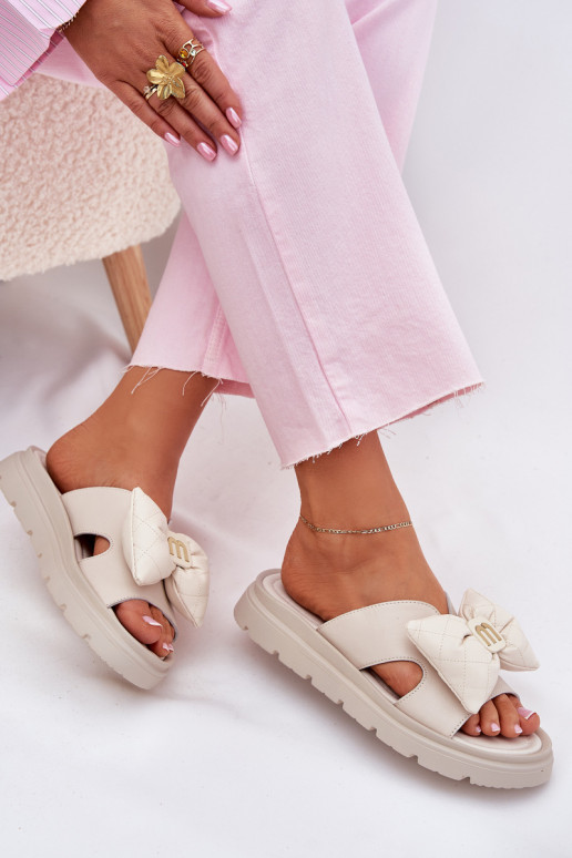 Lederhausschuhe Feminin mit einer Plattform mit Bändern CheBello 4647 Beige Lederhausschuhe Feminin mit einer Plattform mit Bändern CheBello 4647 Beige