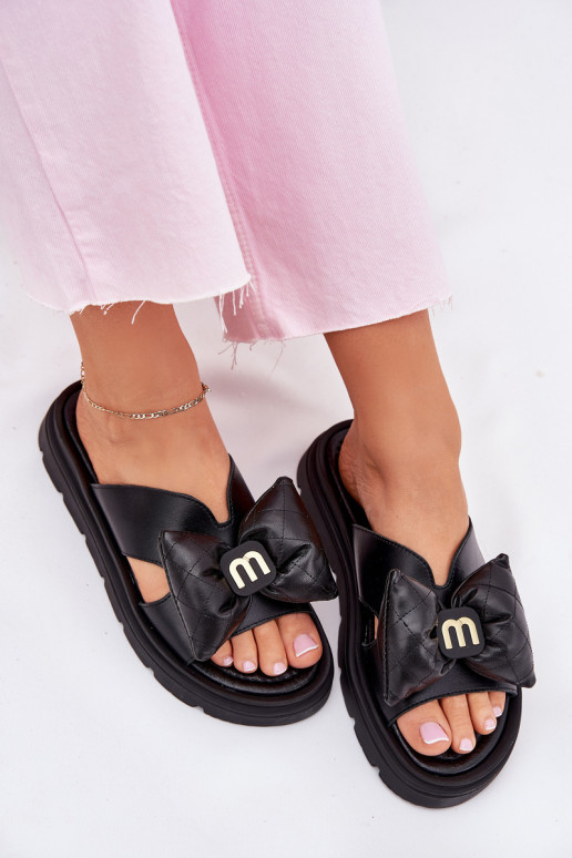 Lederhausschuhe Feminin mit einer Plattform mit Bändern CheBello 4647 schZuarze Farbe Lederhausschuhe Feminin mit einer Plattform mit Bändern CheBello 4647 schZuarze Farbe