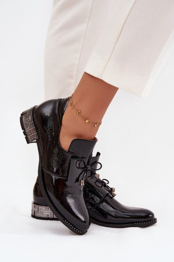 mit Lackeffekt Schuhe Feminin Auf niedrigem Absatz mit Bändern Zazoo 1399 schZuarze Farbe