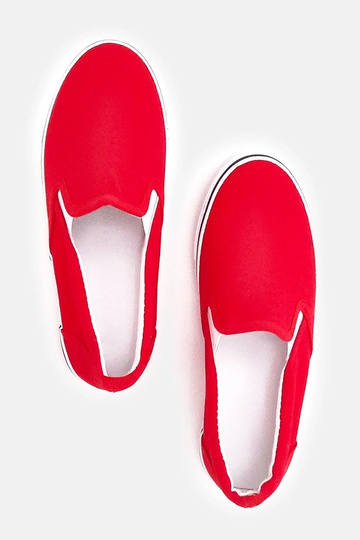 Rote Kinderslipper Lagunes
