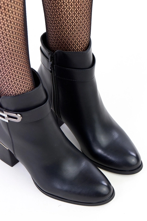 Schwarze High-Top Stiefeletten mit...