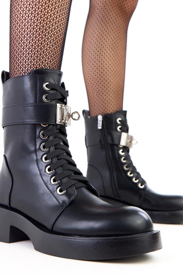 Schwarze Ankle Boots mit... 2