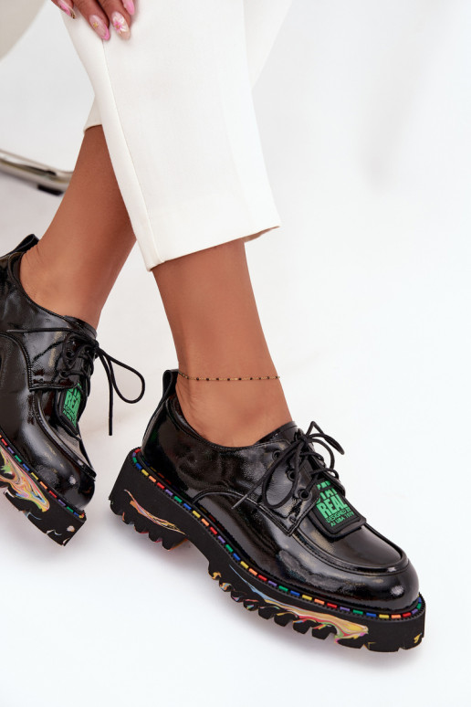 mit Lackeffekt Haut Schuhe Feminin Artiker 57C0172 schZuarze Farbe