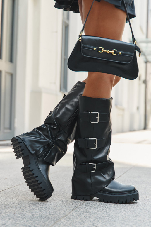 Warmes Damenstiefel mit silberfarbenen Schnallen in Schwarz "Isavine"