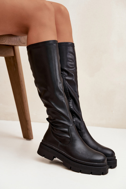 Damen-Stiefel mit Plattform aus schwarzem Eko-Leder Turirivelle Damen-Stiefel mit Plattform aus schwarzem Eko-Leder Turirivelle