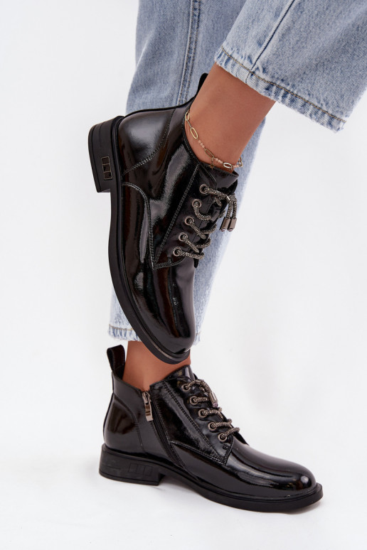 Haut mit Lackeffekt Damenstiefel Mit Dekorationen Schnürungm D&A MR52-124 schZuarze Farbe