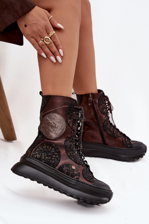 Haut Stiefel mit einer Plattform sich Zuarm laufen Es mussciejka 06565-02 braun-goldene Farbe