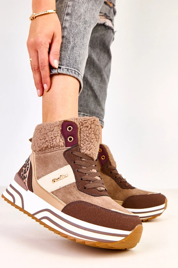 Braune hohe warme Sneakers...