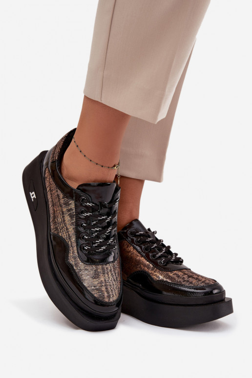 Haut Schnürschuhe Feminin mit einer Plattform Artiker 57C2044 schZuarze Farbe