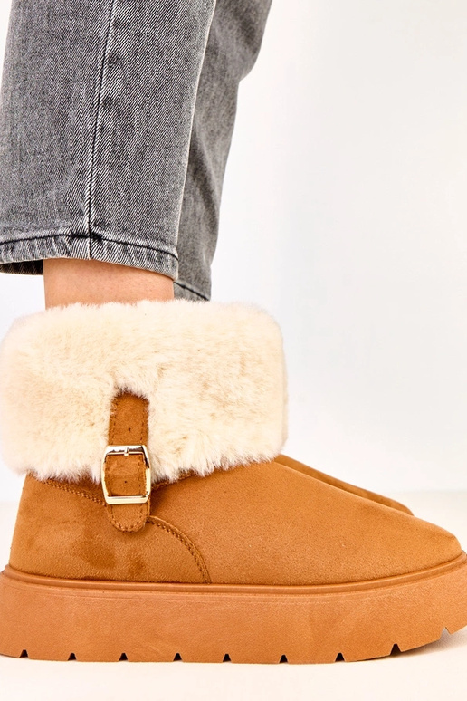 Braune Schneestiefel mit Plateausohle...