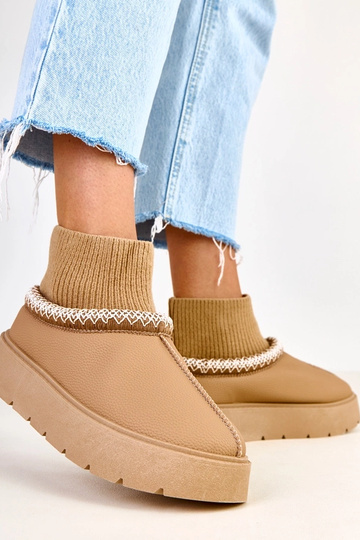 Braune Schneestiefel mit Sockenform Melary 2
