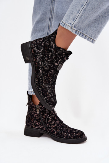 Stiefeletten aus Naturwildleder mit niedrigem Absatz D&A CR52-713 in Schwarz und Braun