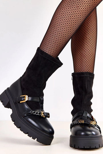 Schwarze Trekkingschuhe mit... 2