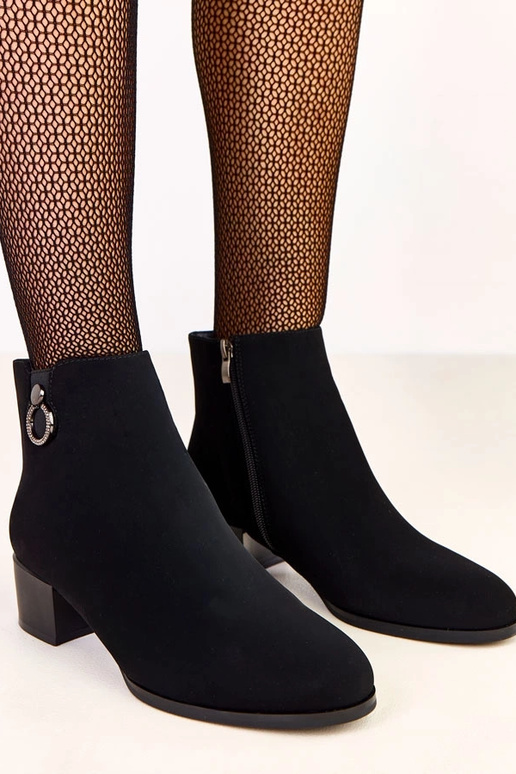 Schwarze Ankle Boots mit...