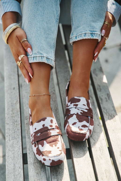 Damenflache Mokassins mit Patches in Braun-Weiß "Soreline"