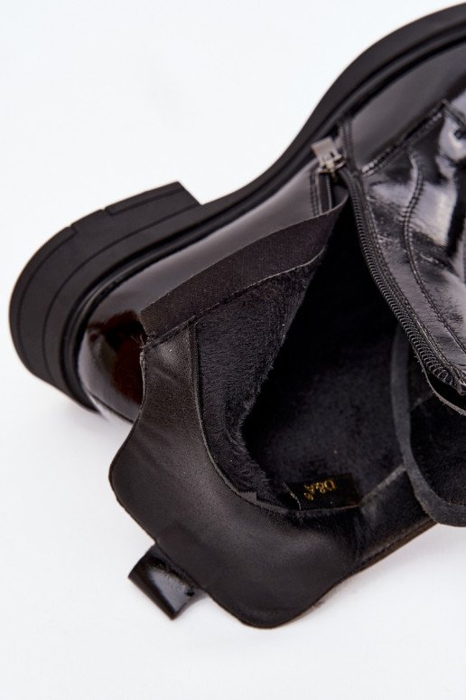 D&A MR52-108 schwarze Lackstiefeletten aus Kunstleder für Damen