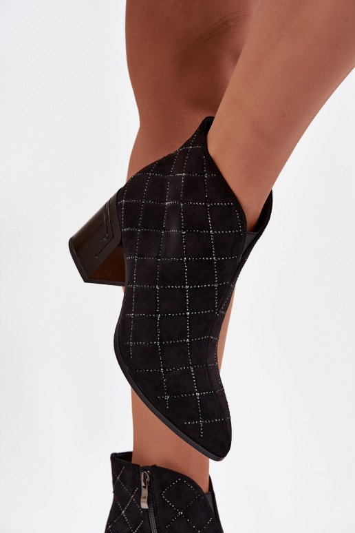 Damen Stiefeletten mit Dekoration D&A MR52-133 schwarz