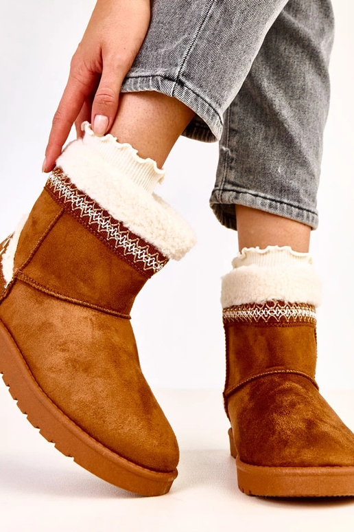 Karamellfarbene niedrige...