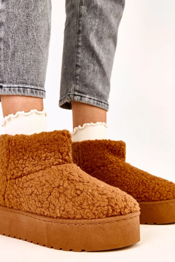 Braune Schneestiefel mit Lammfellschaft Lasso