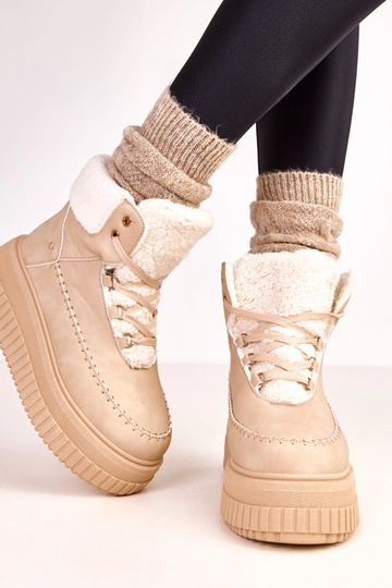 Braune warme Sportschuhe... 2