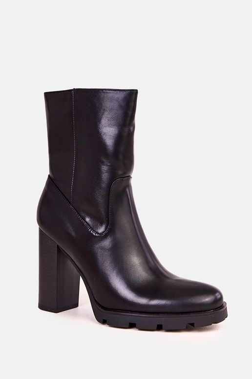 Czarne botki damskie na słupku Wendora Czarne botki damskie na słupku Wendora