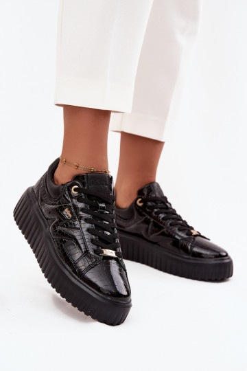 mit Lackeffekt Sneakers Stilvollllschuhe Feminin mit einer Plattform Lee Cooper LCJ-25-09-3870 schZuarze Farbe 2