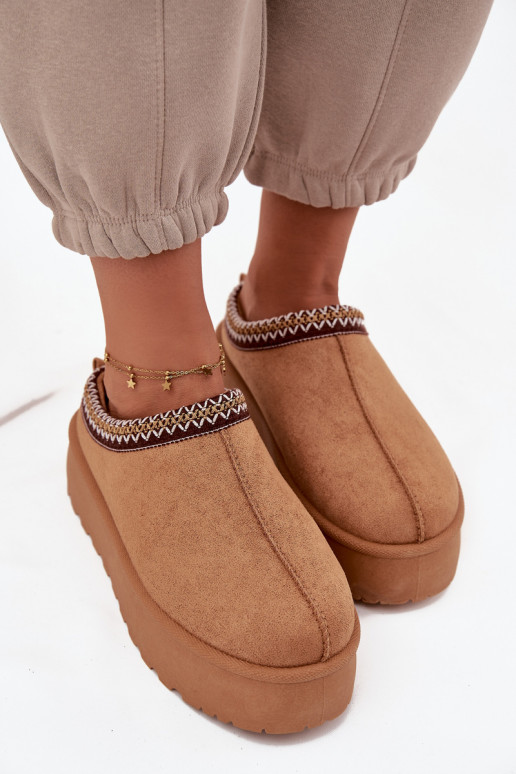 Schneestiefel Feminin Mit Dekorationen Haftem braune Farbe Jenira Schneestiefel Feminin Mit Dekorationen Haftem braune Farbe Jenira