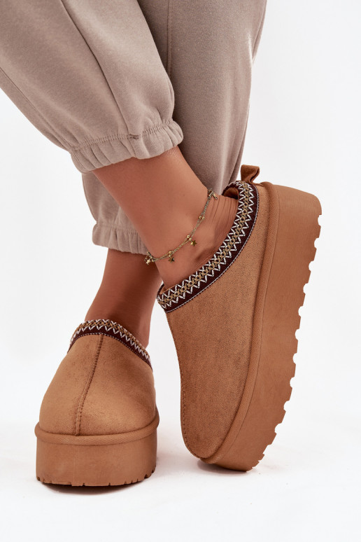Schneestiefel Feminin Mit Dekorationen Haftem braune Farbe Jenira Schneestiefel Feminin Mit Dekorationen Haftem braune Farbe Jenira