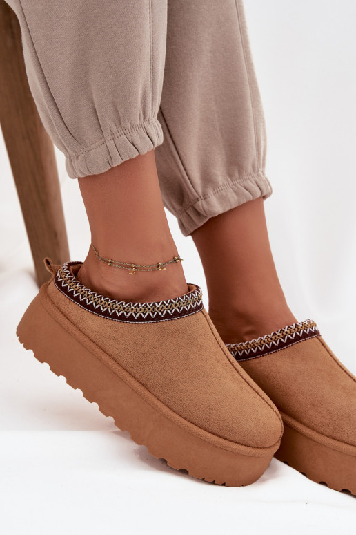 Schneestiefel Feminin Mit Dekorationen Haftem braune Farbe Jenira Schneestiefel Feminin Mit Dekorationen Haftem braune Farbe Jenira
