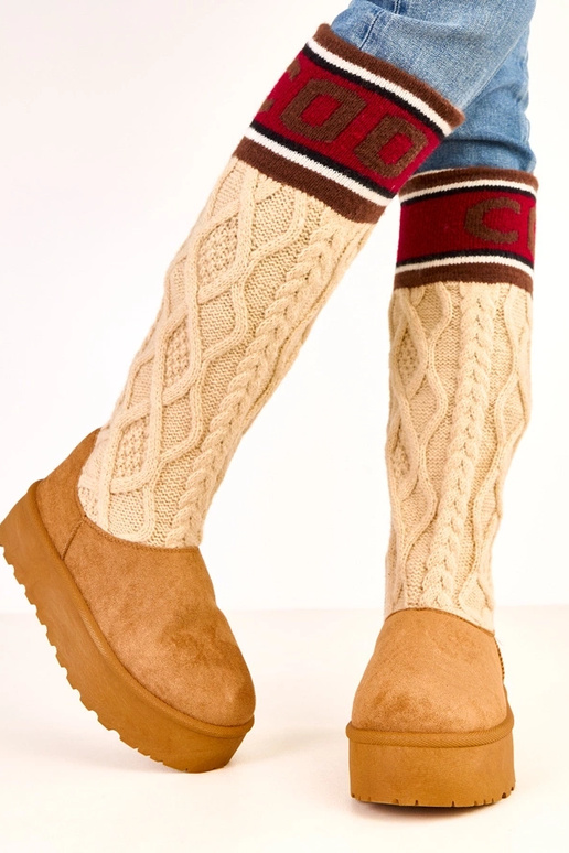 Braune Schneestiefel mit Plateausohle... Braune Schneestiefel mit Plateausohle...