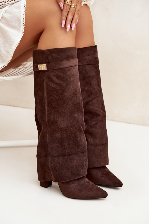Damen hohe Stiefel aus Eco-Wildleder, Blockabsatz, gefüttert, mit verziertem Schaft, schokoladenbraun Evyra Damen hohe Stiefel aus Eco-Wildleder, Blockabsatz, gefüttert, mit verziertem Schaft, schokoladenbraun Evyra