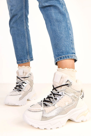 Weiße Sportschuhe mit... 2