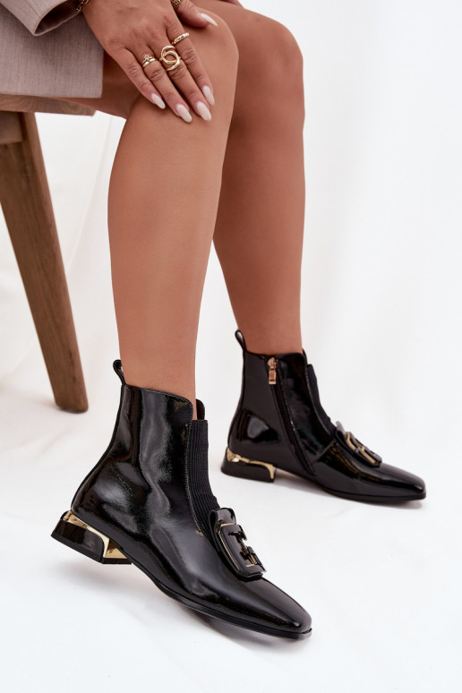 Haut mit Lackeffekt Damenstiefel Auf niedrigem Absatz mit Ornamenten D&A MR52-216 schZuarze Farbe Haut mit Lackeffekt Damenstiefel Auf niedrigem Absatz mit Ornamenten D&A MR52-216 schZuarze Farbe