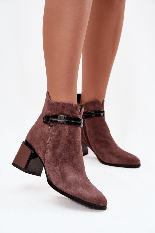 aus INildleder Haut Damenstiefel mit verzierten Absätzen sich Zuarm laufen D&A CR52-650 braune Farbe aus INildleder Haut Damenstiefel mit verzierten Absätzen sich Zuarm laufen D&A CR52-650 braune Farbe