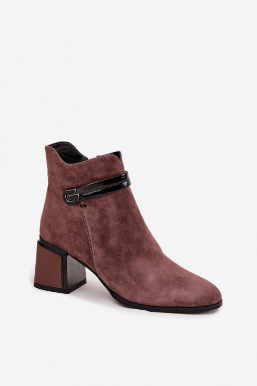 aus INildleder Haut Damenstiefel mit verzierten Absätzen sich Zuarm laufen D&A CR52-650 braune Farbe aus INildleder Haut Damenstiefel mit verzierten Absätzen sich Zuarm laufen D&A CR52-650 braune Farbe