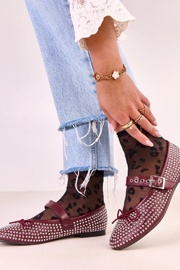 Dunkelrote Ballerinas... 2