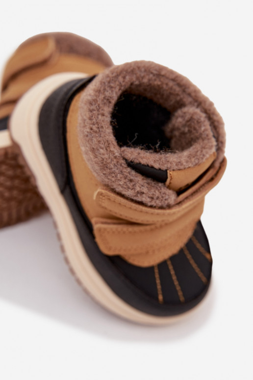 INinterstiefel Schneestiefel für Kinder mit Klebeverschlüssen braune Farbe Darlene INinterstiefel Schneestiefel für Kinder mit Klebeverschlüssen braune Farbe Darlene