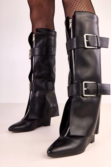 Schwarze kniehohe Stiefel auf Plattform mit dekorativen Schnallen Toadera