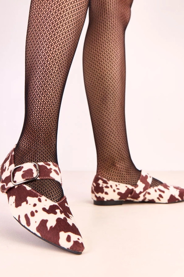 Braune Ballerinas mit Kuhflecken und Schnalle Lena 2